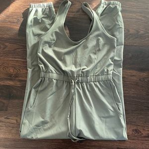 Abercrombie & Fitch jumpsuit, size small tall